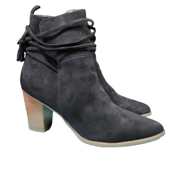 Maurices Brooklyn Women's Black Faux Suede Block Heel Tassel Ankle Boots Size 11 - Picture 3 of 11
